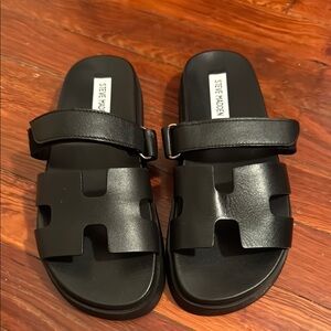 New Steve Madden Leather Black Slide Sandals